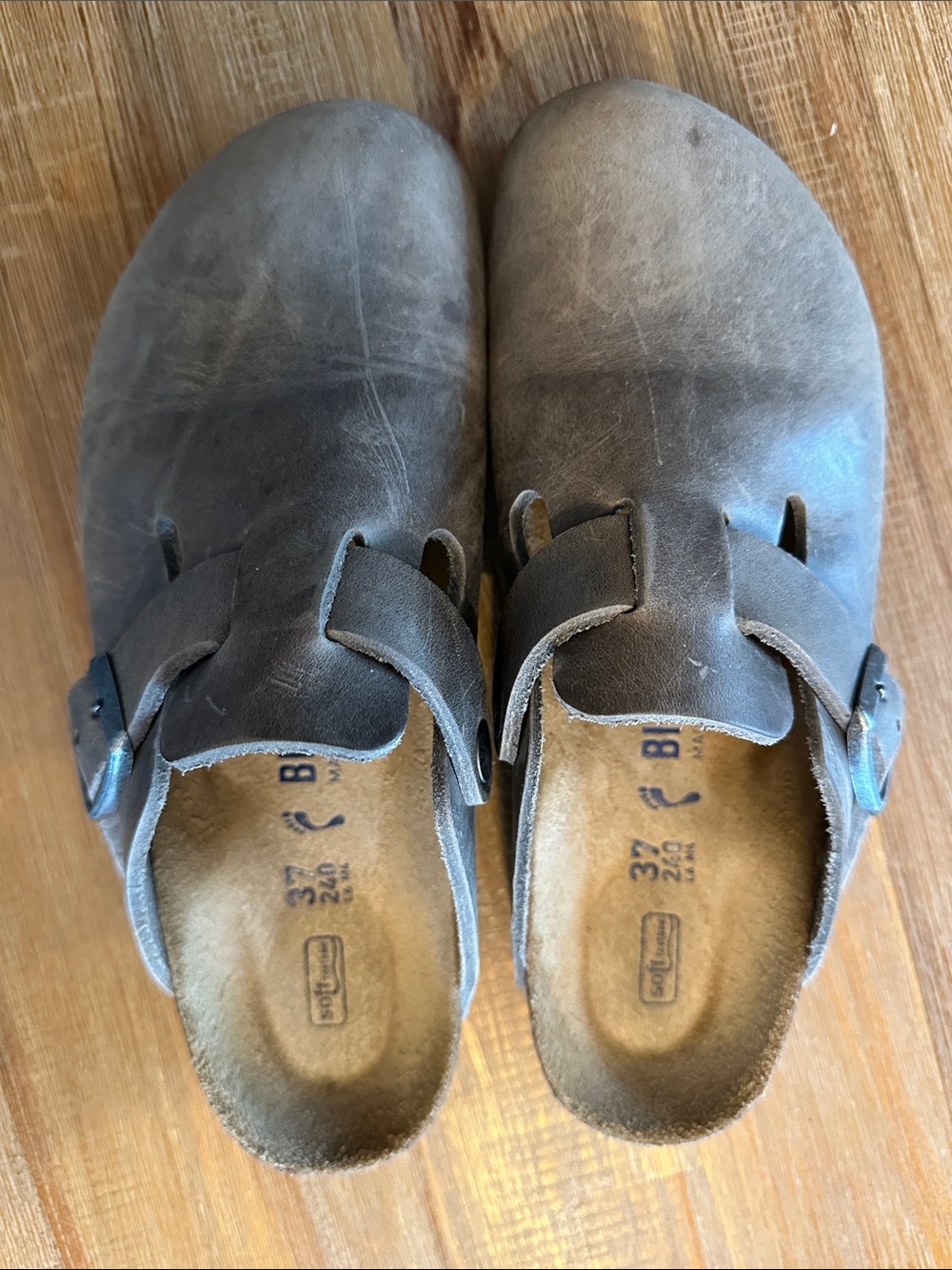 Birkenstock Leather Boston Clogs - Picture 3 of 3